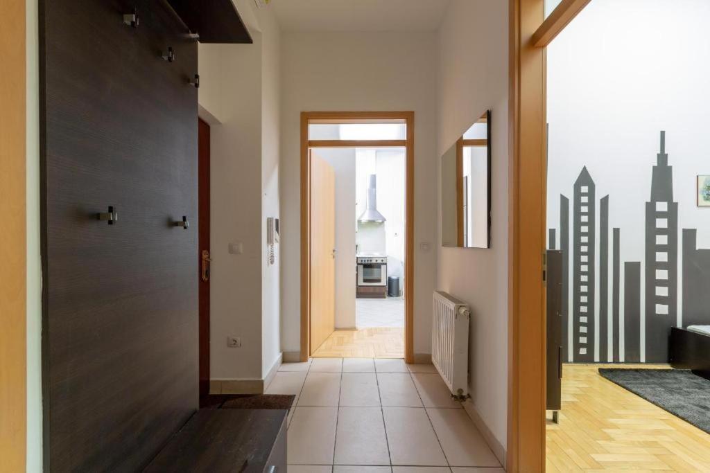 Downtown Home In The Gozsdu Garden Budapest Exterior photo